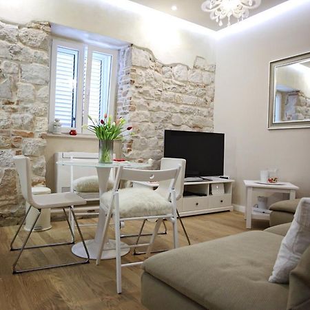Apartment White Stone - Diocletian Palace Split Bagian luar foto