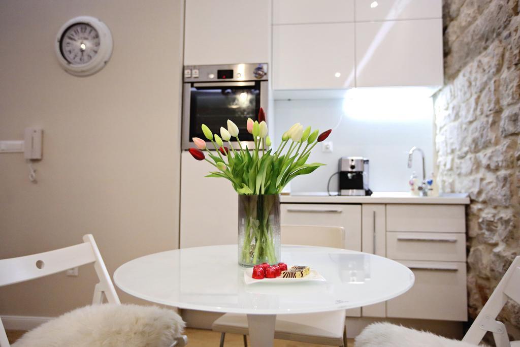 Apartment White Stone - Diocletian Palace Split Bagian luar foto