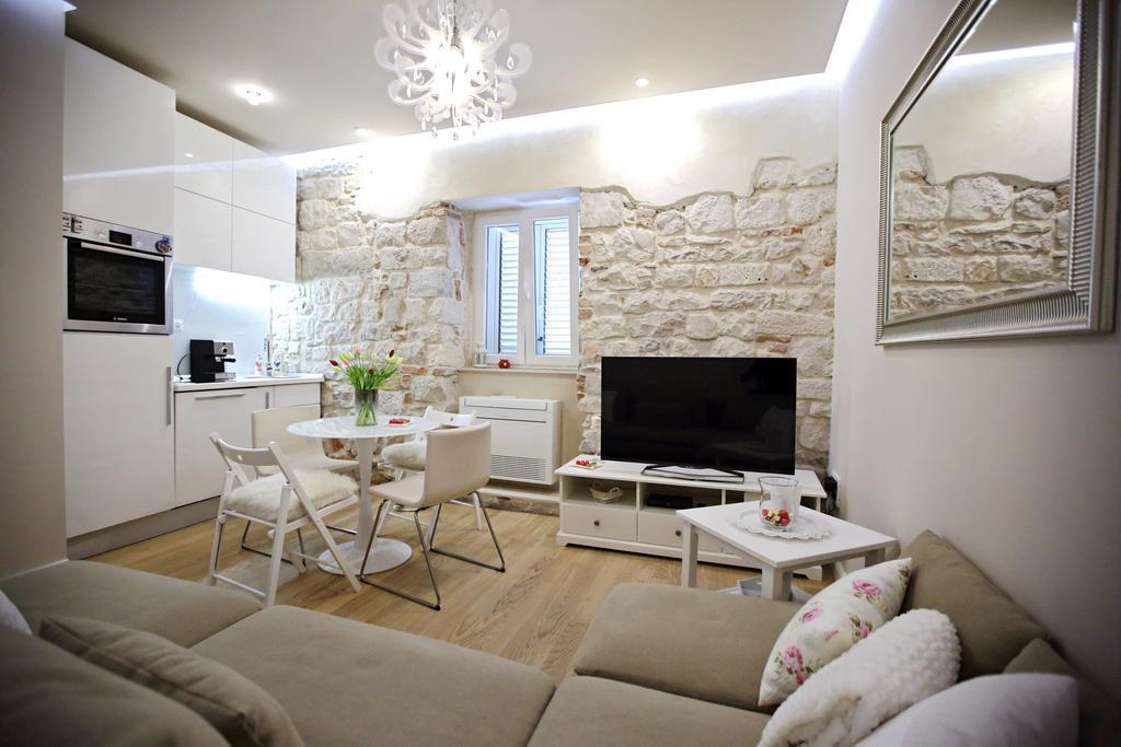 Apartment White Stone - Diocletian Palace Split Bagian luar foto